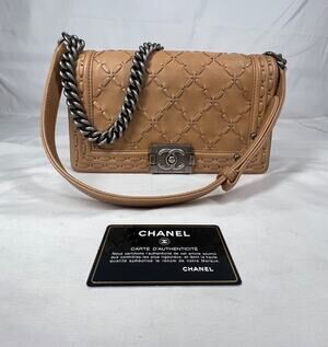 Chanel -Rare Limited Edition- Paris-Dallas Whipstitch Boy Flap Bag SPB-CA 364573